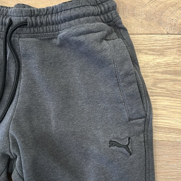 Puma joggers - Picture 2 of 4